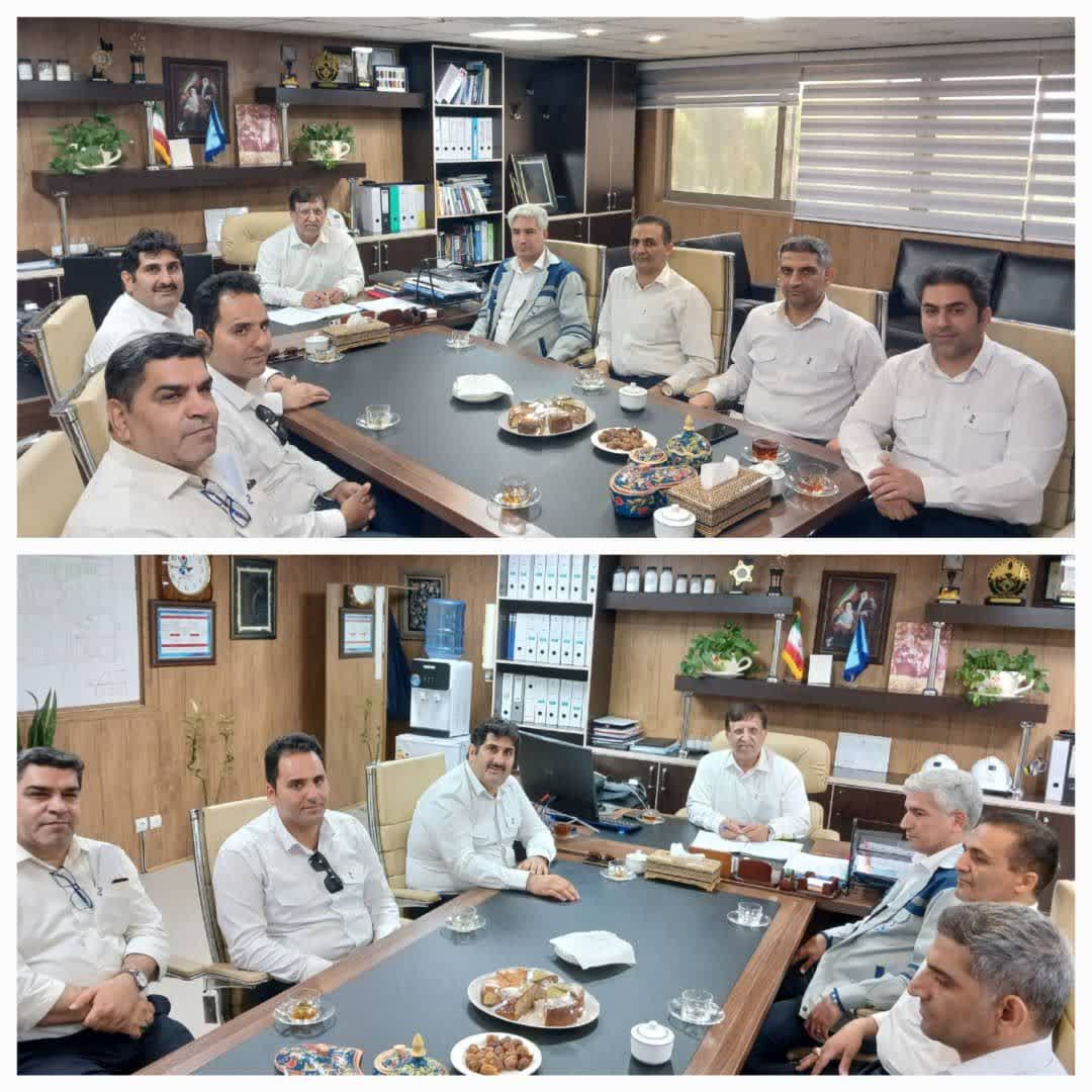 AzwCmsCore.Extend.Fields.StringField